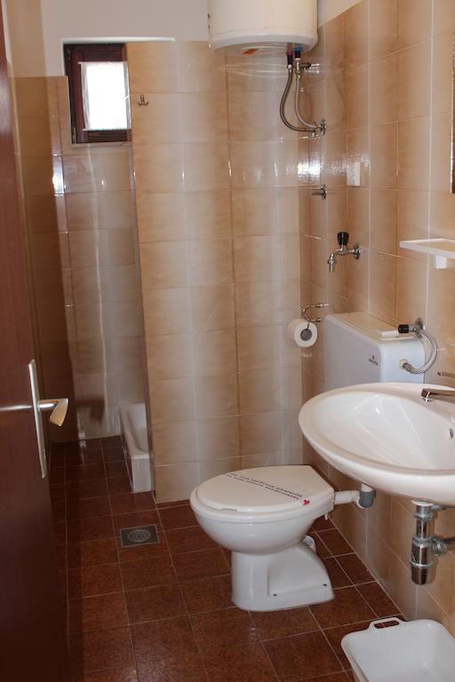 Apartments Petrada Омиш Номер фото