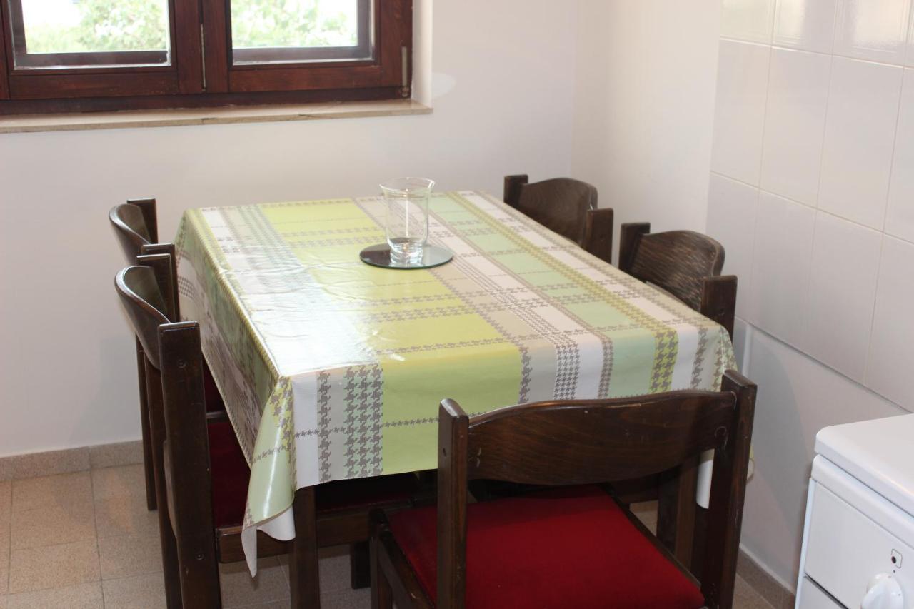 Apartments Petrada Омиш Номер фото