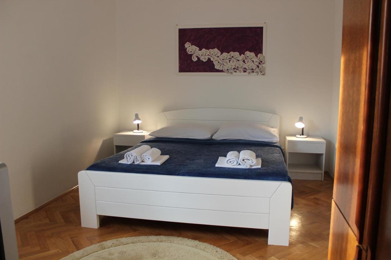 Apartments Petrada Омиш Номер фото