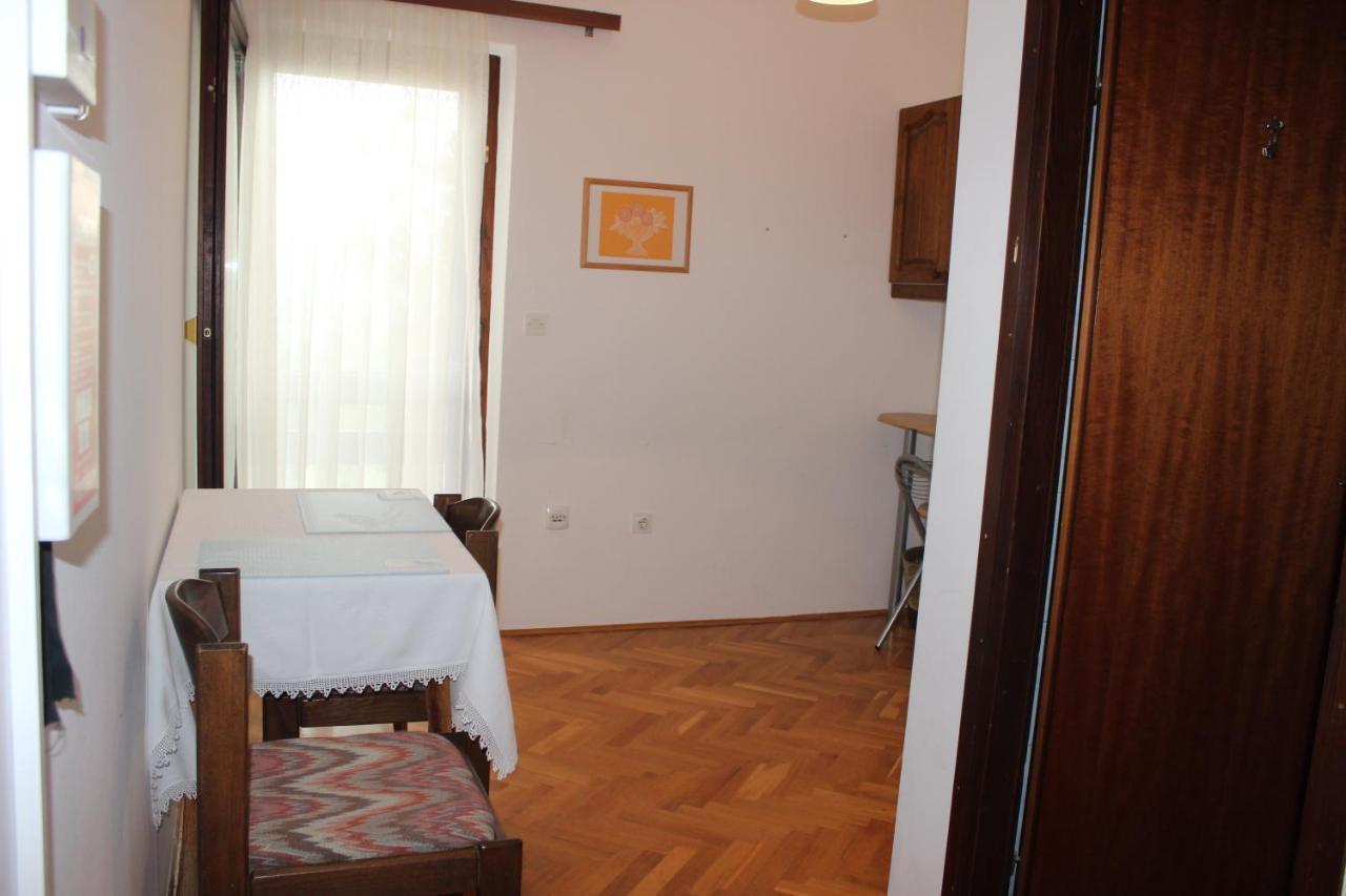 Apartments Petrada Омиш Номер фото