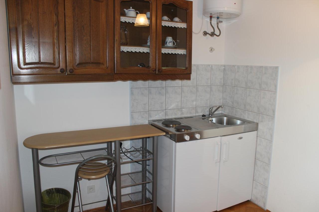 Apartments Petrada Омиш Номер фото